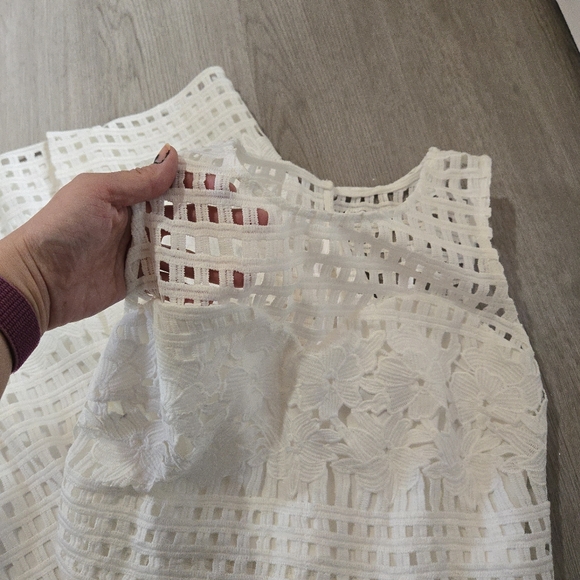 Guess White Sheer Floral Lattice Overlay Dress, SIZE 2 - Picture 13 of 15